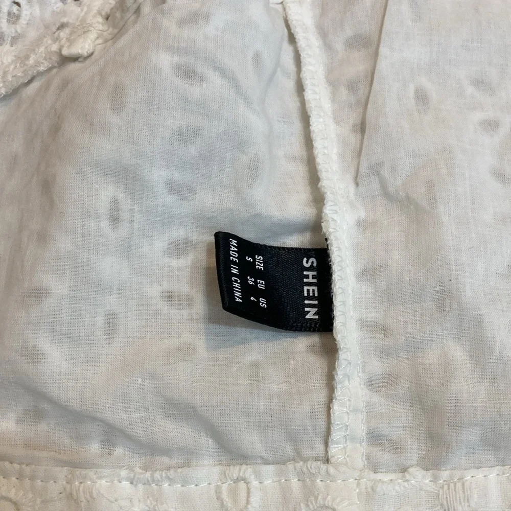 White eyelet open back tank - Picture 6 of 8